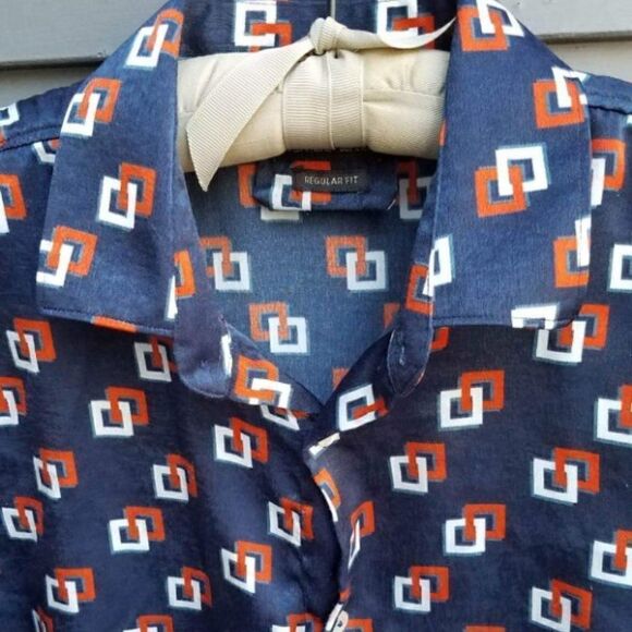 Zara Red White Blue Button Down Long Sleeve Blouse see measurements - Picture 3 of 5